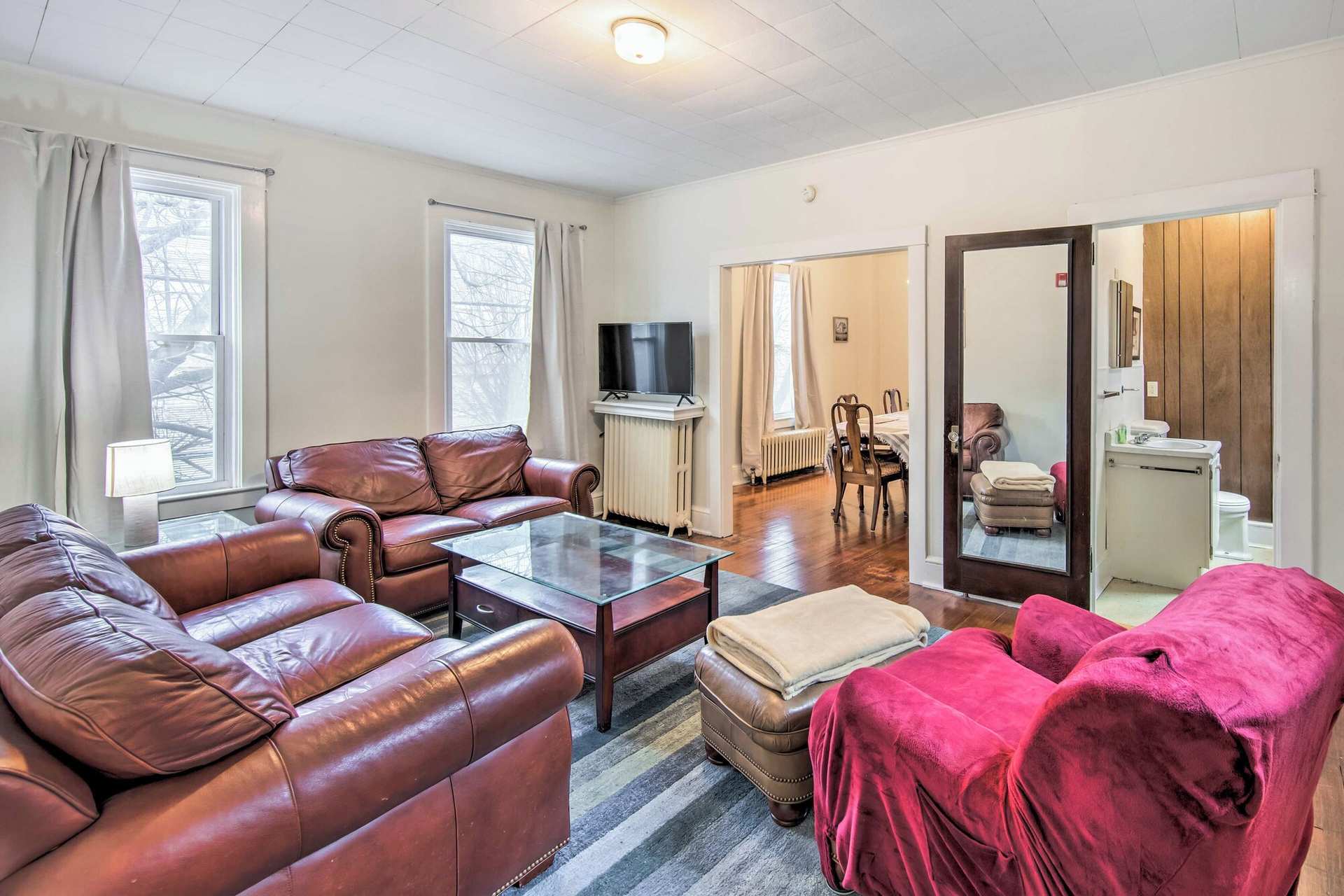 Roomy Lancaster Home: Walk to Dtwn & Hospital
