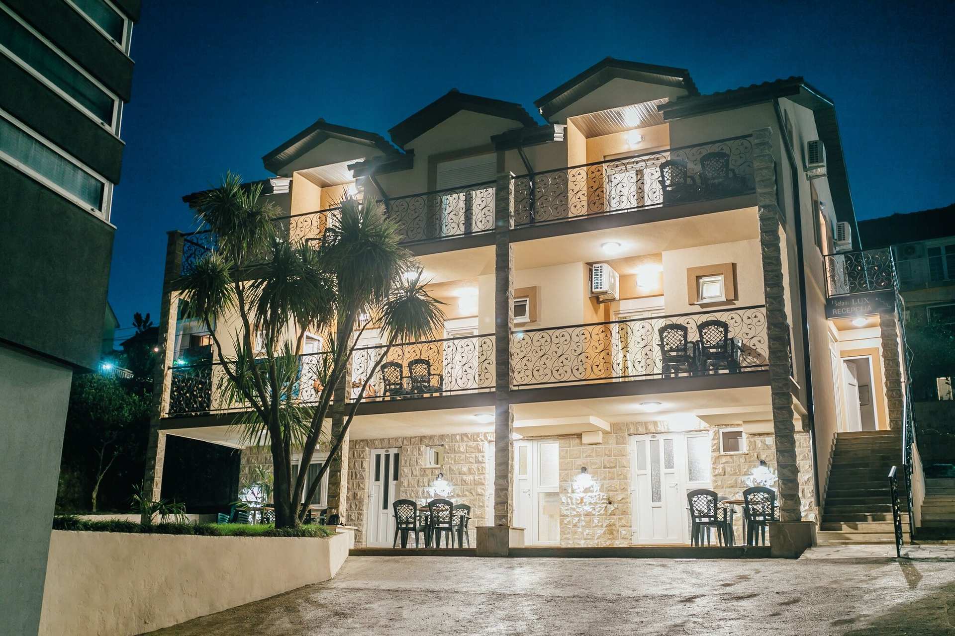 Apartments Belani