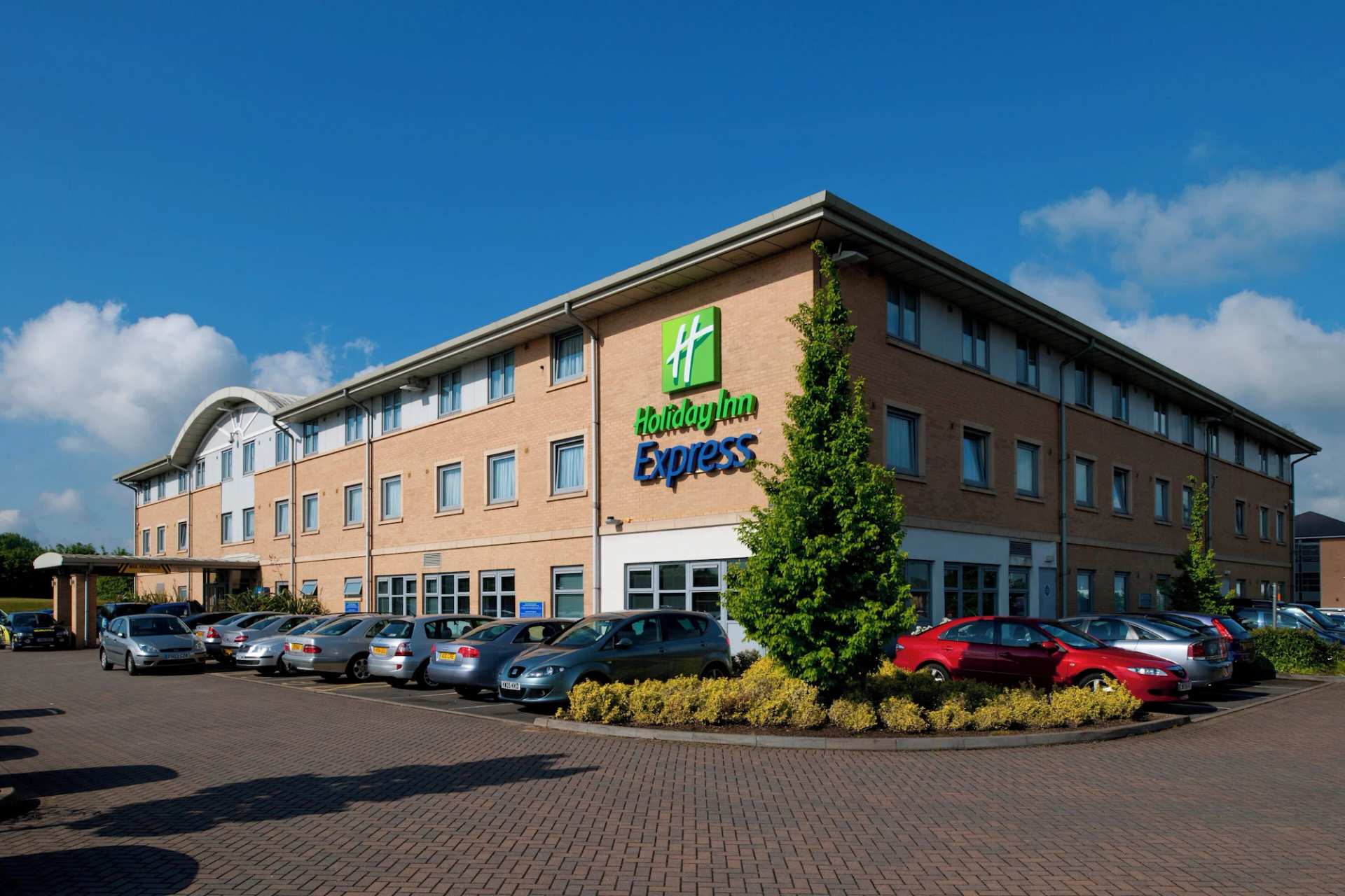 Holiday Inn Express East Midlands Airport by IHG