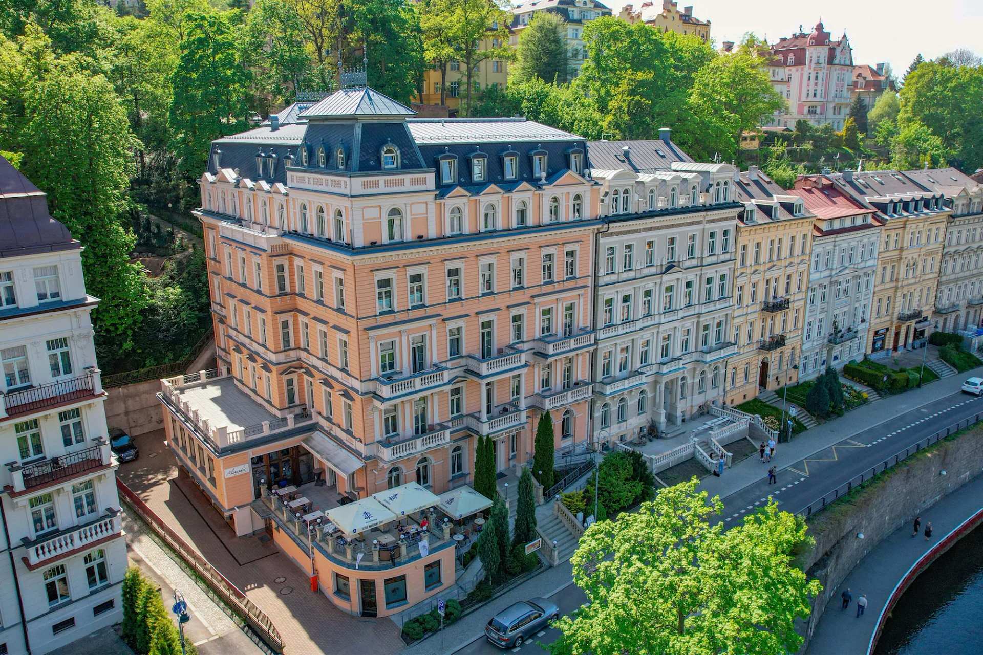 Humboldt Park Hotel & Spa
