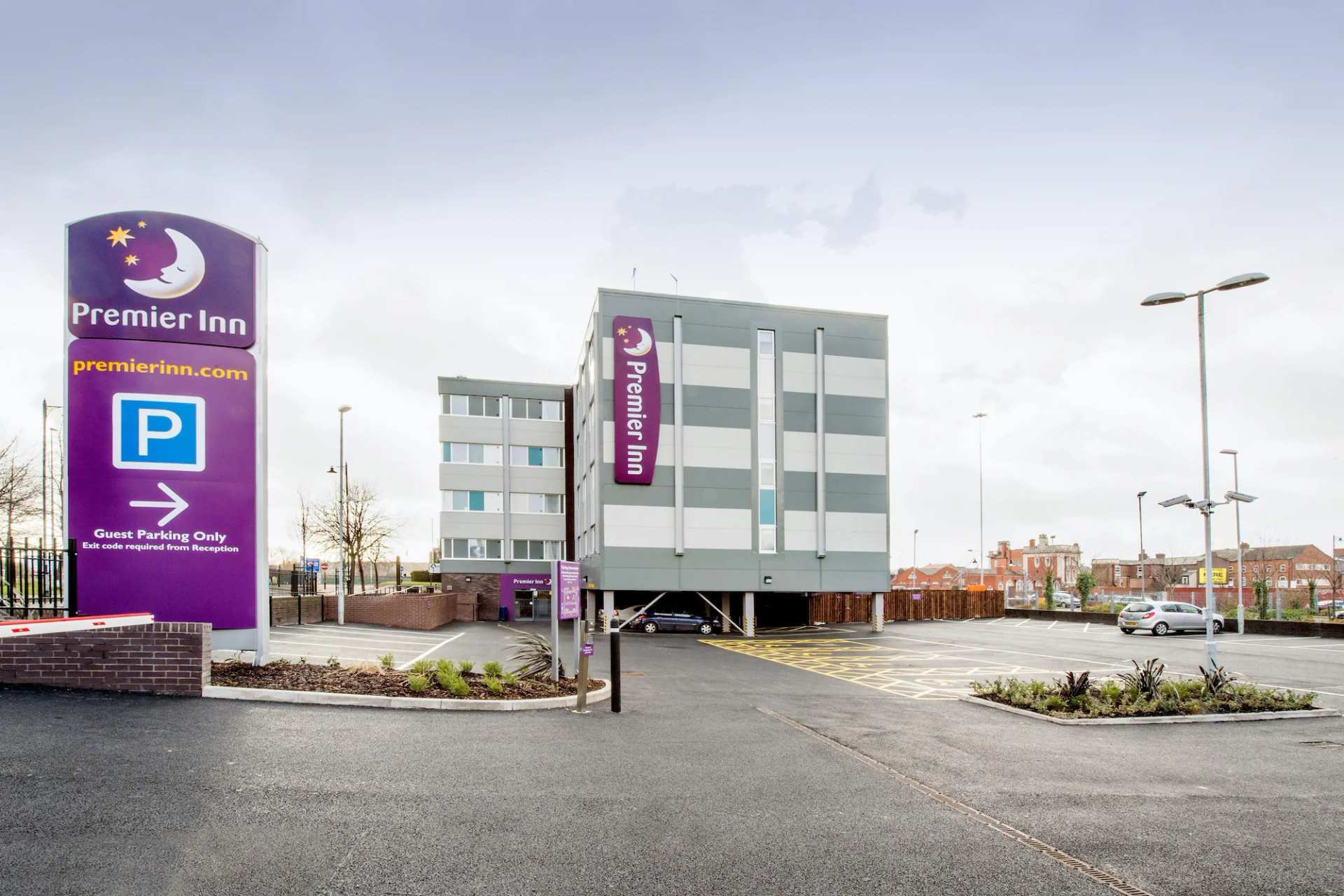 Premier Inn Birkenhead Town Centre