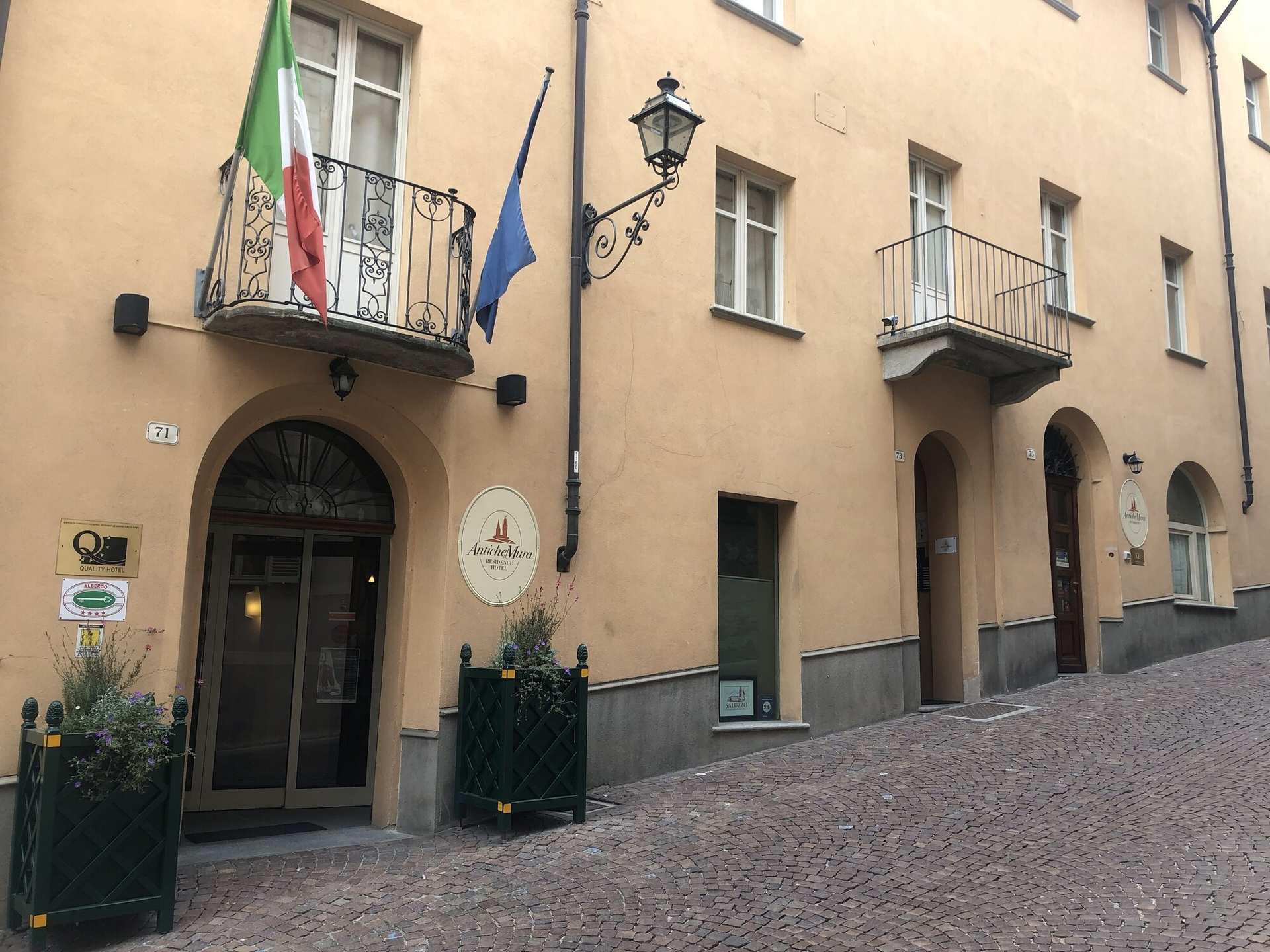 Hotel Boutique Antiche Mura