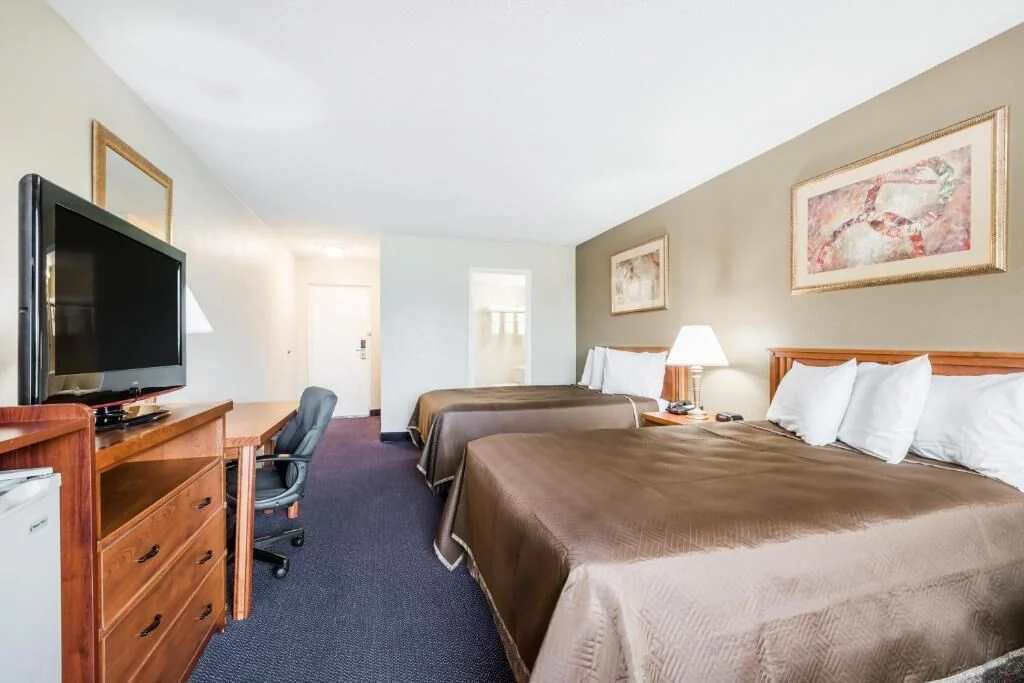 Red Carpet Inn Lancaster
