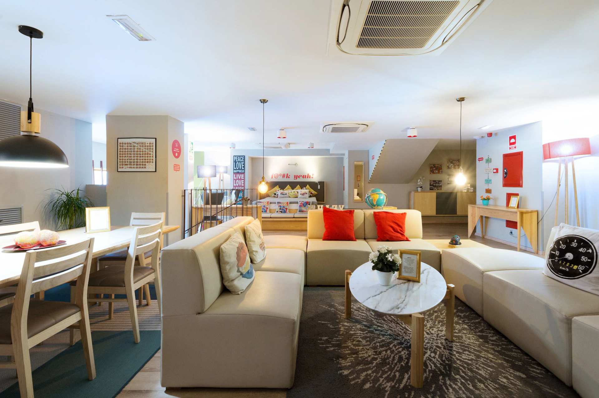 Yeah Barcelona Hostel