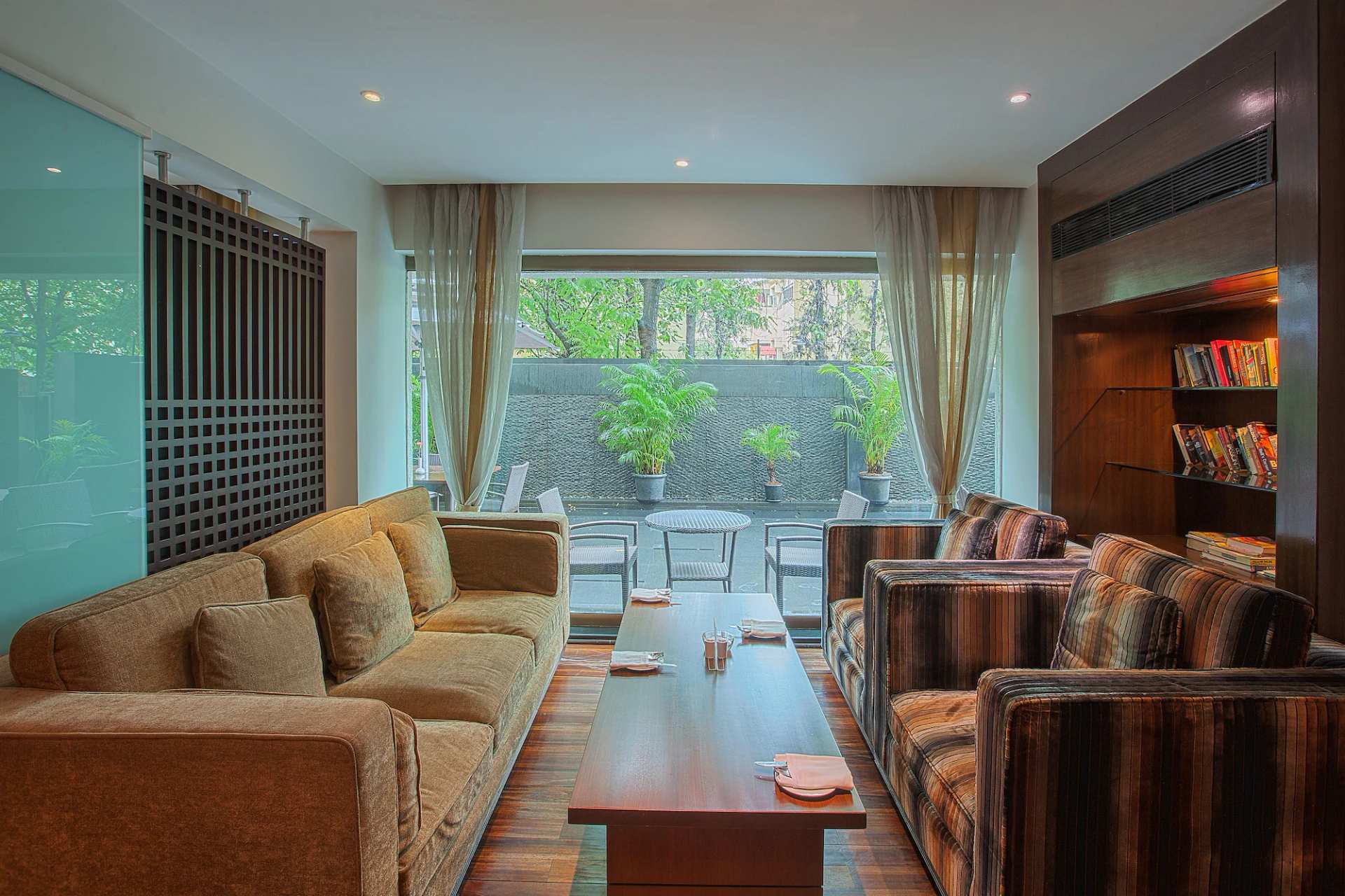 Oakwood Residence Naylor Road Pune