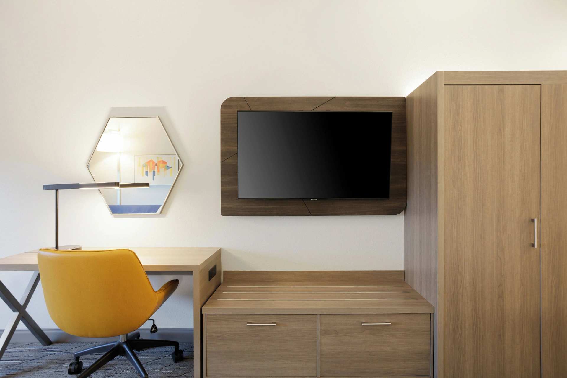 Holiday Inn Express & Suites Hawthorne Elmsford North by IHG