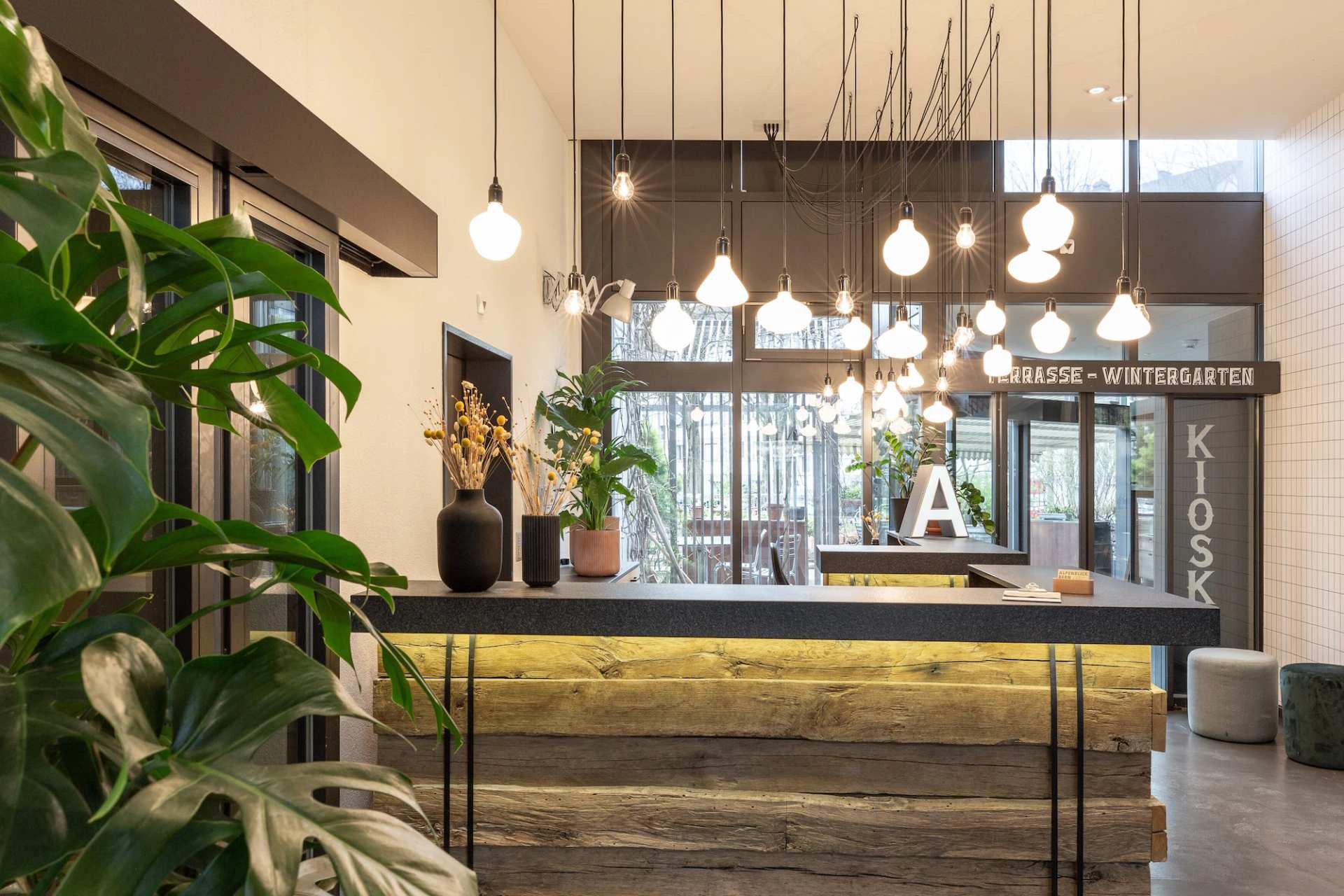 Alpenblick CoLiving by Homenhancement - Self Check In