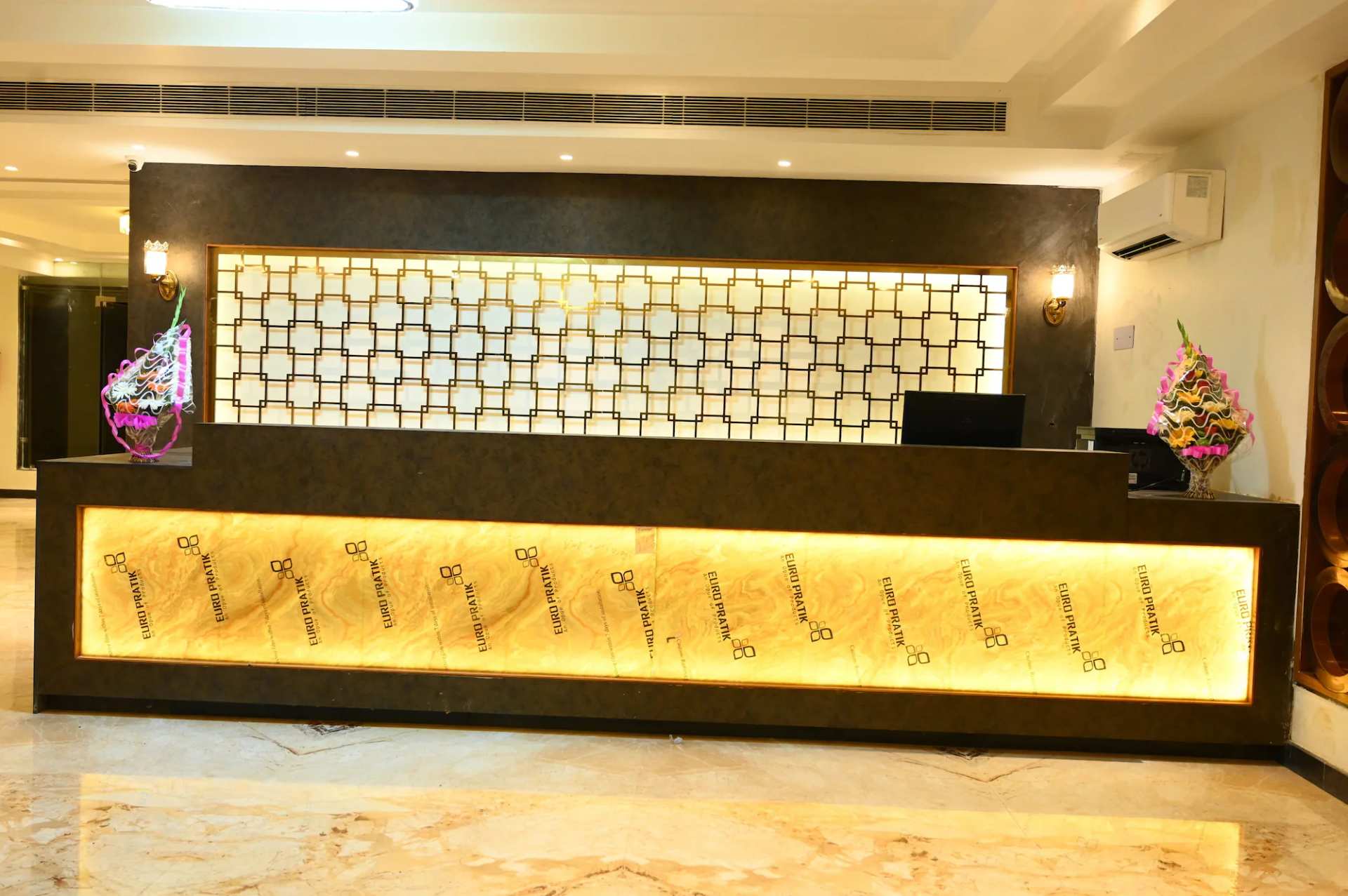 Neel Clarks Inn Express Agra