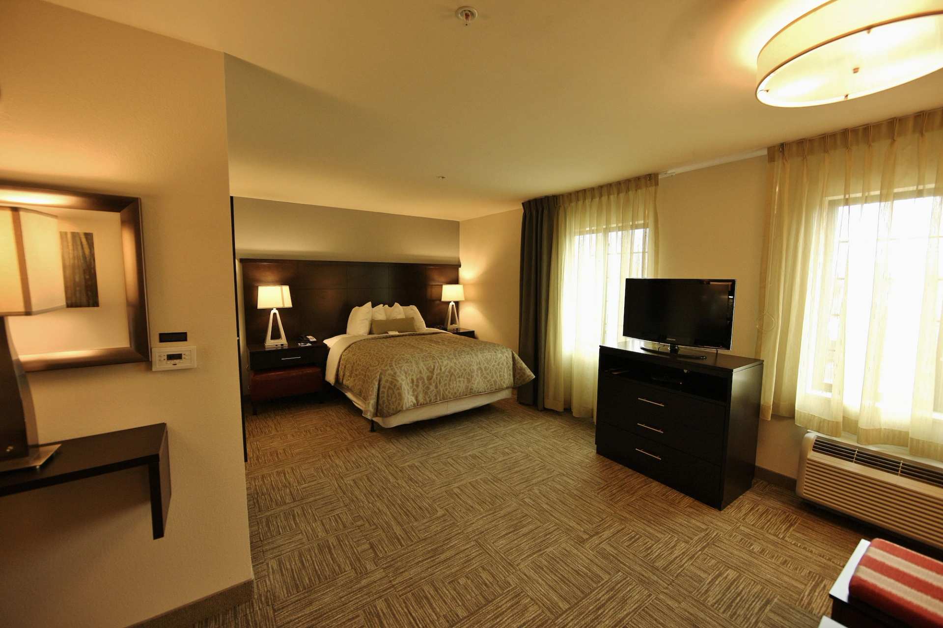 Staybridge Suites Syracuse Liverpool by IHG