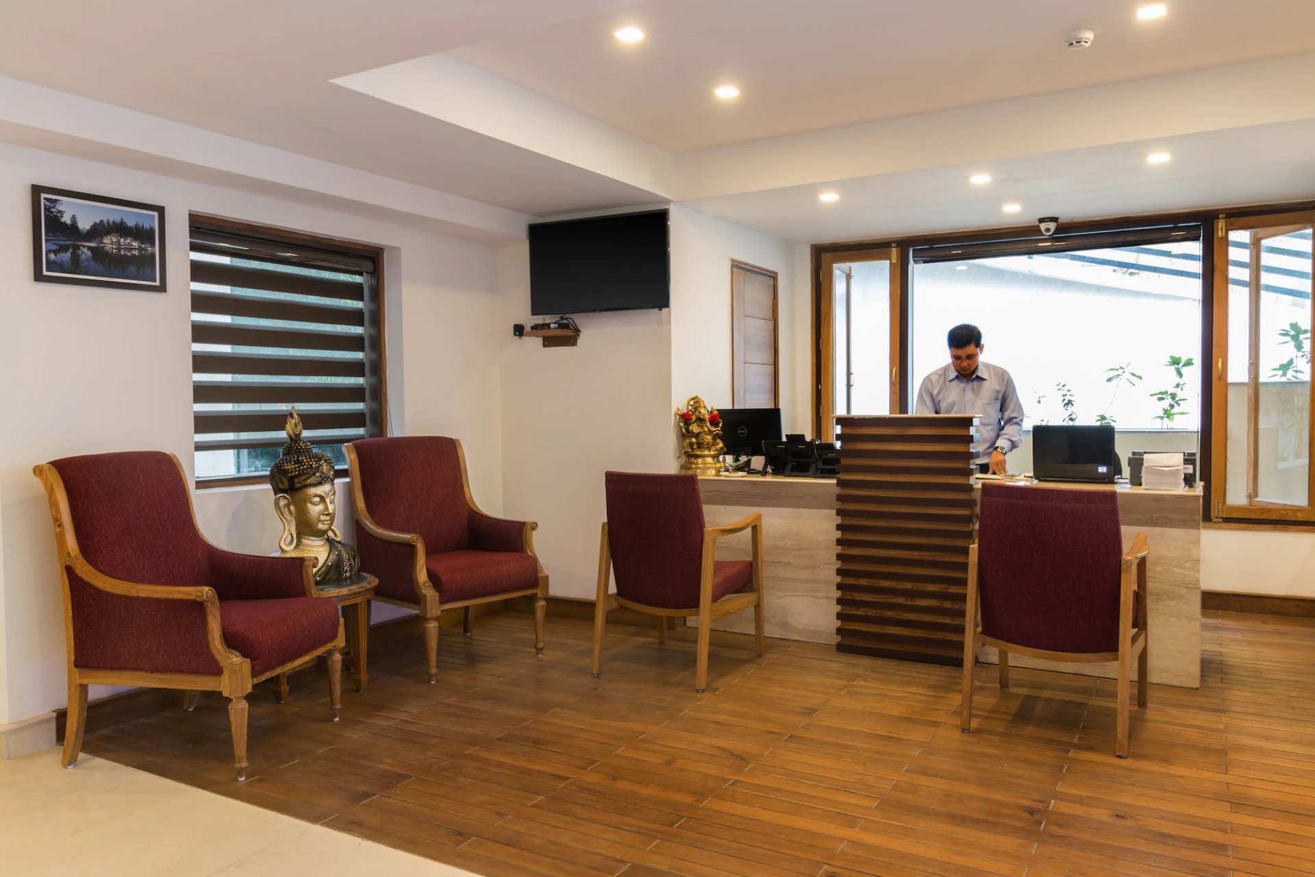 Country Inn Premier Pacific Mall Road Mussoorie