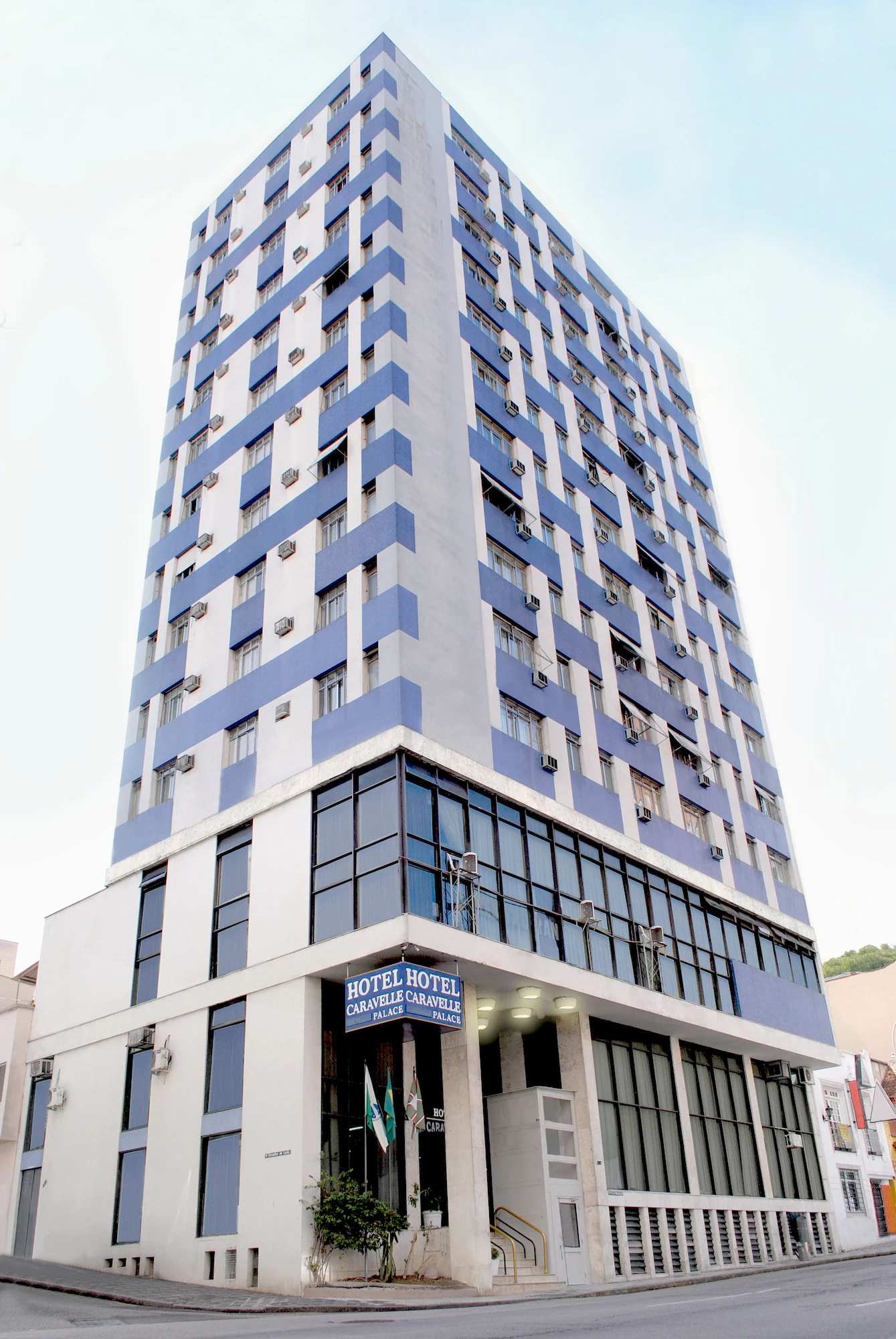 Caravelle Palace Hotel