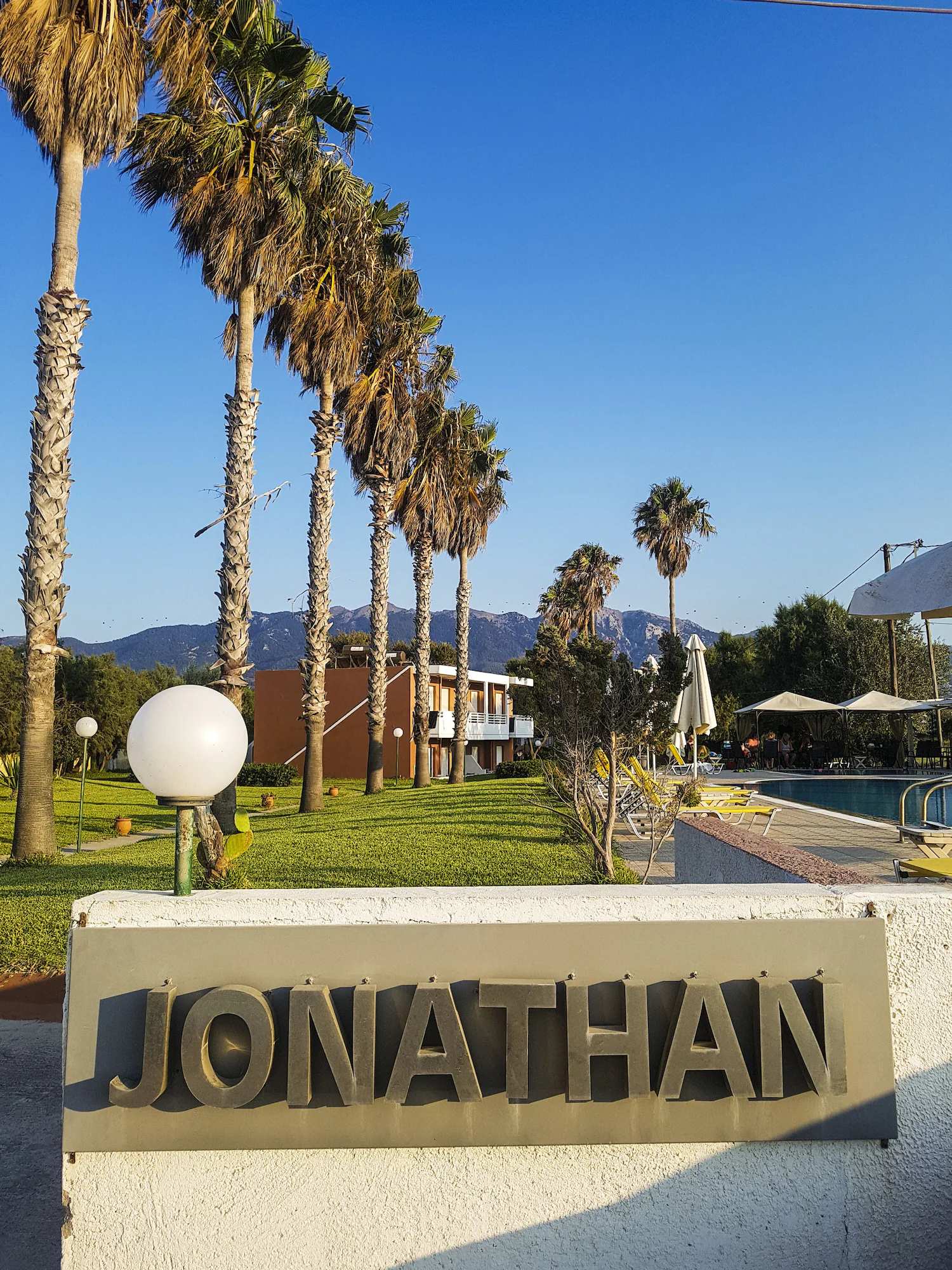 Jonathan Studio Apartments