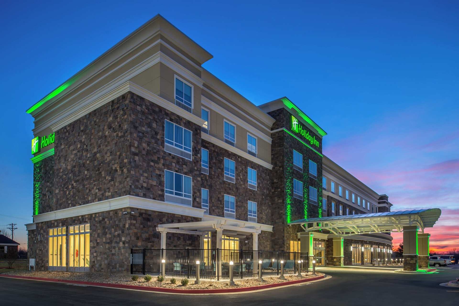 Holiday Inn Joplin by IHG