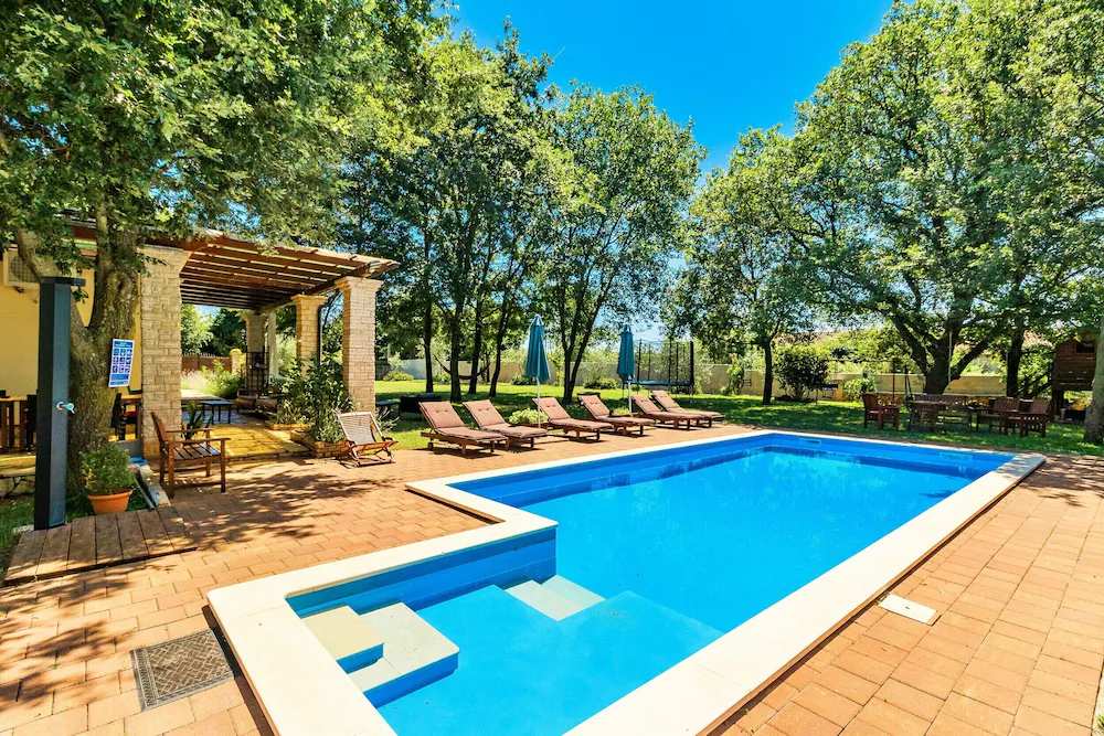 Istrische luxe villa - 300m2, tuin 2000m, kinderspeelplaats, 40m2 zwembad, WiFi