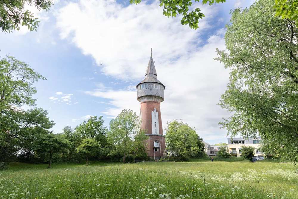 Husumer Wasserturm - Apartment No. 2 in Husum, accommodating up to 3 people