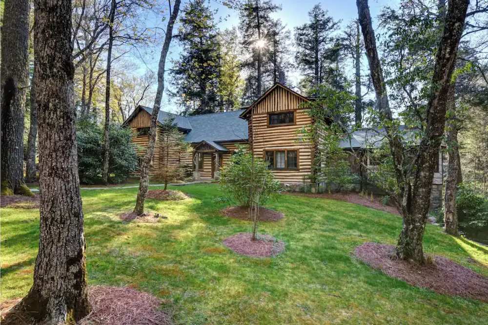 NOUVEAU! Luxury Mountain Estate @ Big Billy Cabin