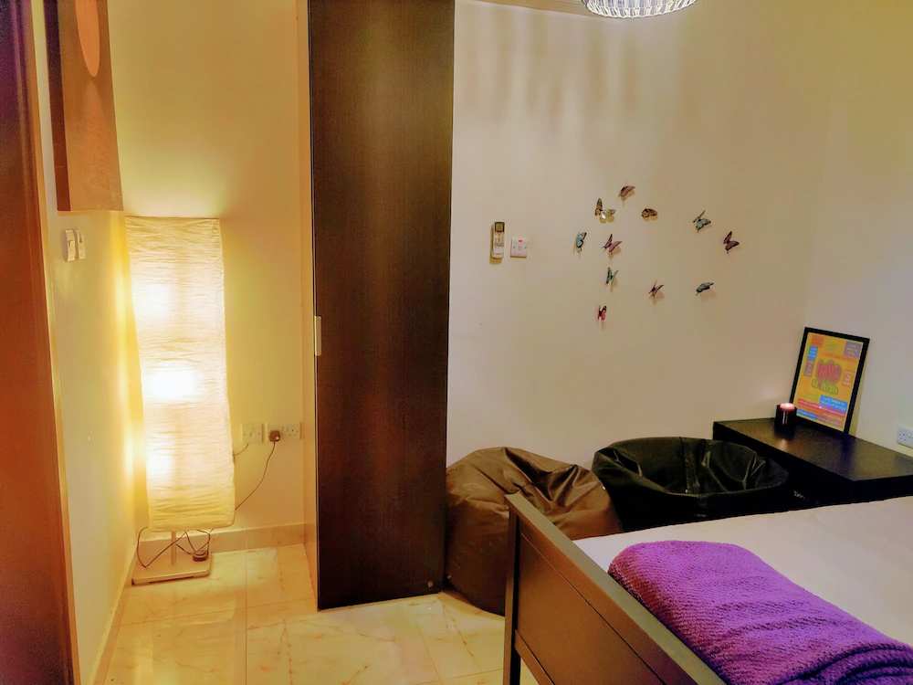Appartement complet au centre d'Al Ain (toutes commodités)