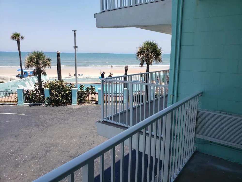 SeaScape Inn - Daytona Beach Shores
