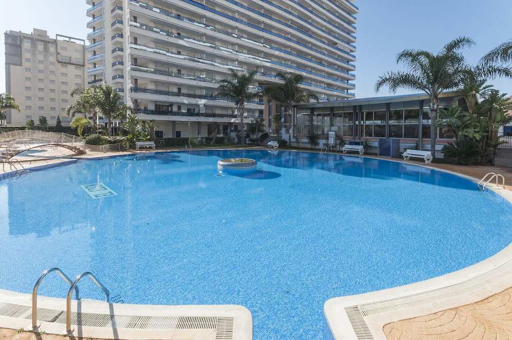 ALEJANDRITA - Wohnung mit Gemeinschaftspool in Playa De Gandia und kostenlosem WiFi