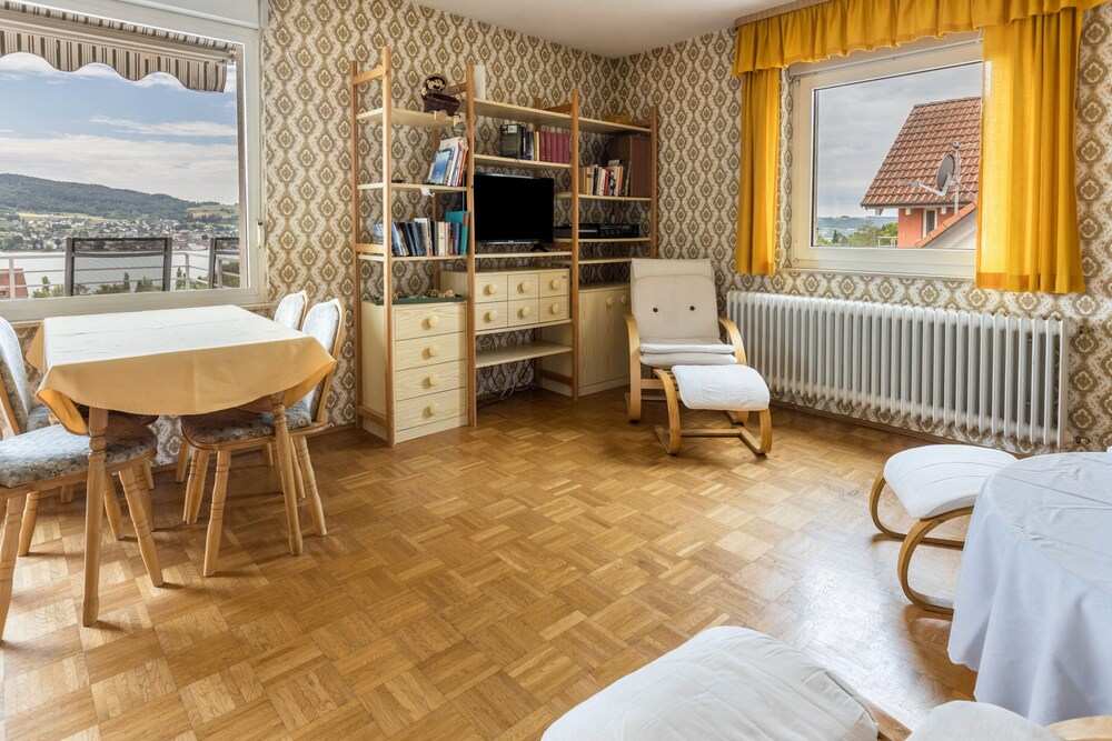 Apartamento 'See- Panorama' com vista para o Lago, Varanda e Wi-Fi