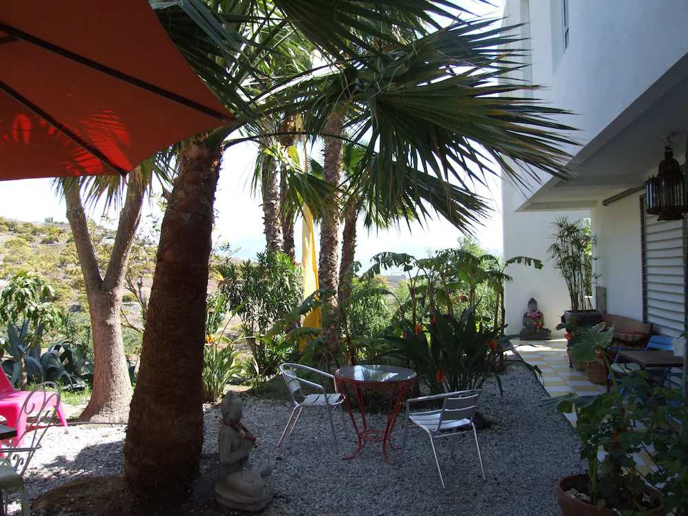 Casa MexicanaUna casa individual con jardín y ambiente de bienestar