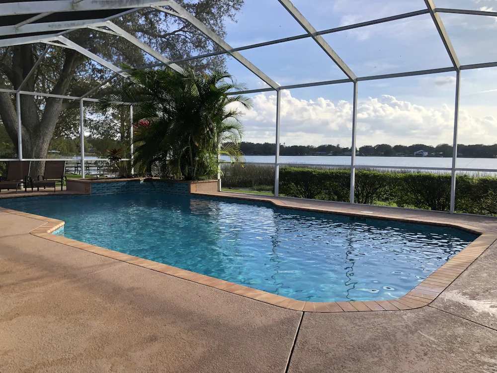 Relax at Southern Exposure in Auburndale with a Pool & 76 Acre Private Lake.