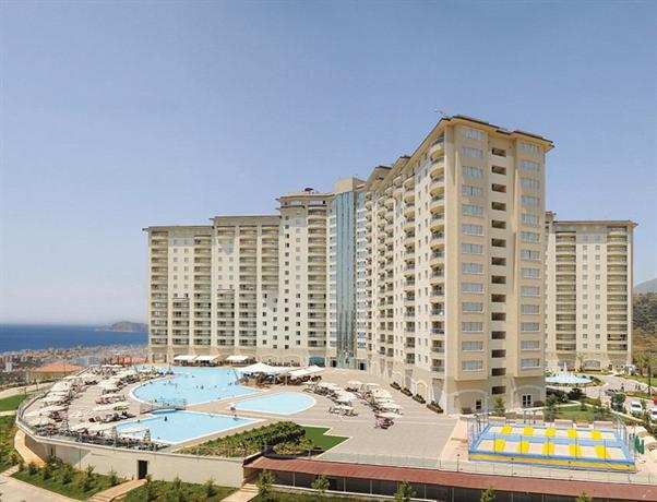 Gold City Luxury Apartment