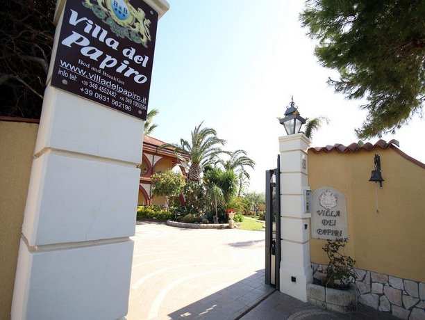 Villa del Papiro