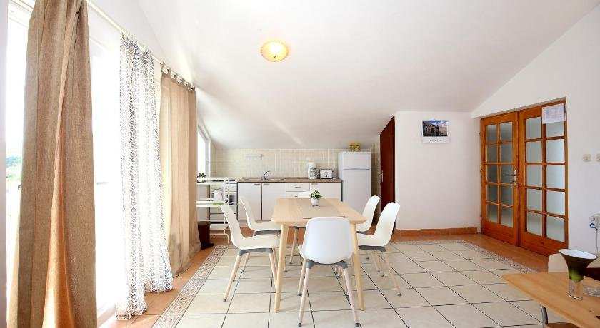 Apartments Ines