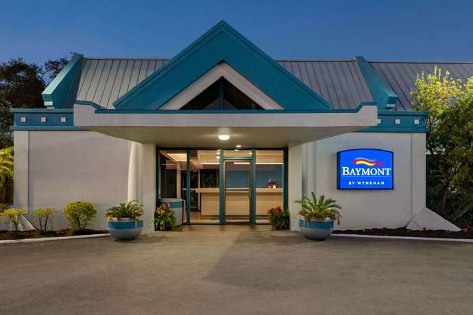 LA QUINTA INN & SUITES DAYTONA BEACH - INTERNATIONAL SPEEDWAY (904)