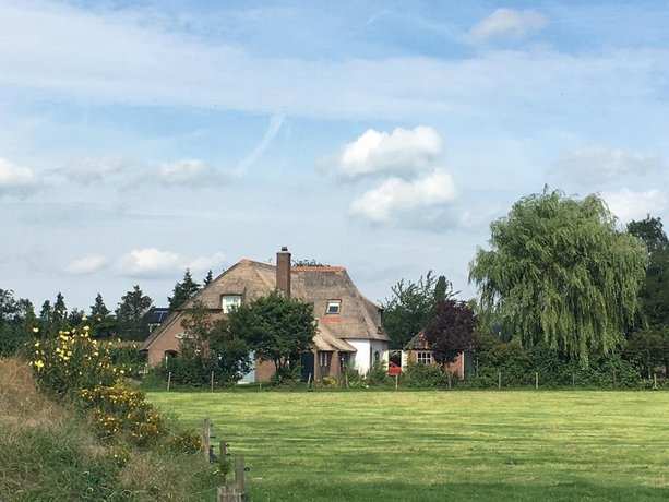 Bed and Breakfast De Bosakker