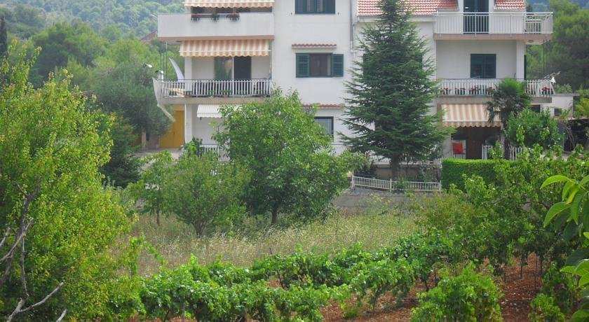 Quiet Countryside Family Apartment
