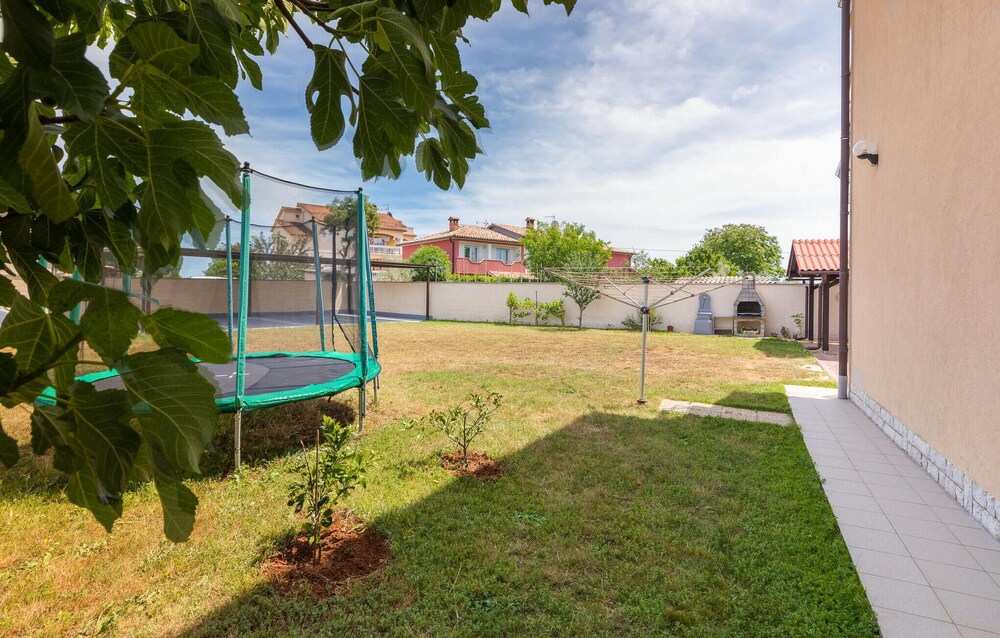 Amazing Apartment in Fazana With Wifi and 3 Bedrooms