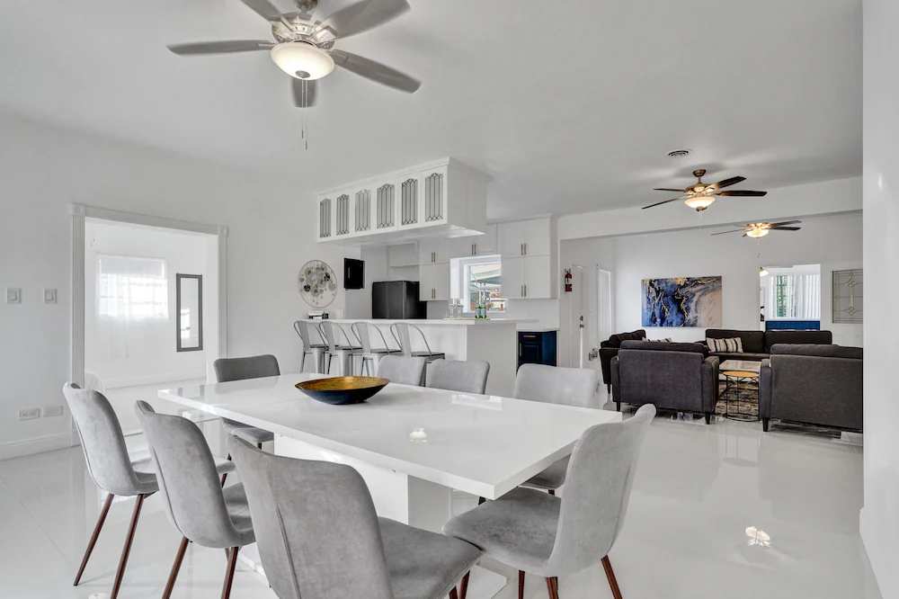 La Serre Miami Home & Private Pool Near Aventura Mall