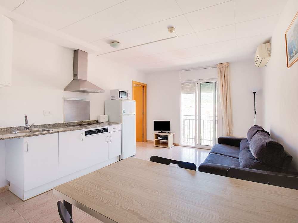 Neat Apartment With Balcony in the Center of Malgrat, 100m From the Beach, 4 pax